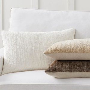 Pottery Barn Journey Chenille Jacquard Lumbar Pillow Cover--NWT